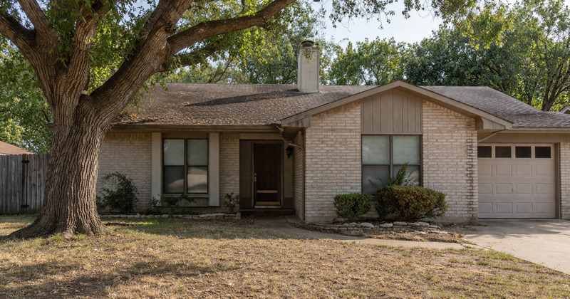 Selling a house that needs repairs in Dallas